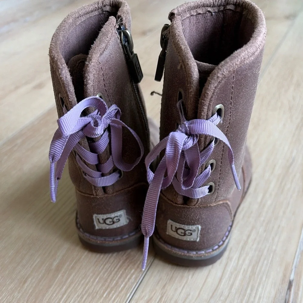 UGG Australia Kids Brown Suede Ribbon Lace Back‎ Zip Boots toddler size 8